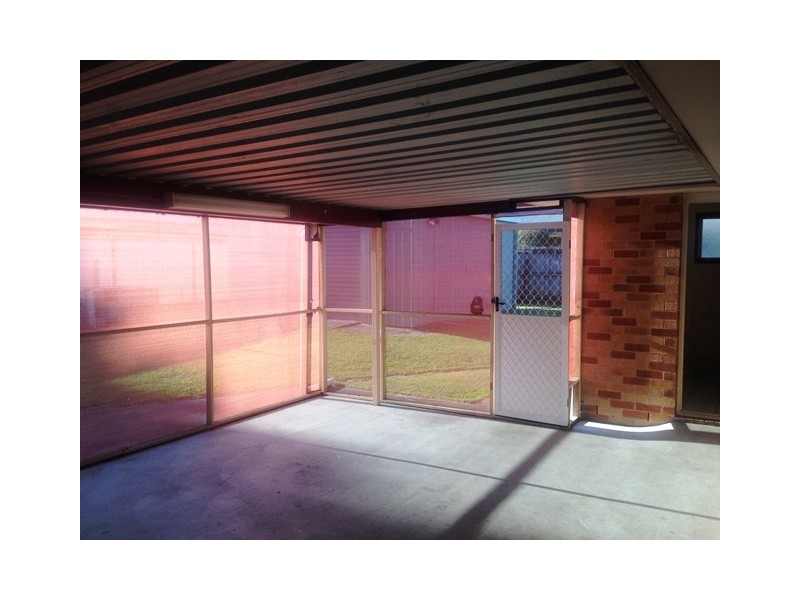 14 Laurel Street, Beerwah QLD 4519