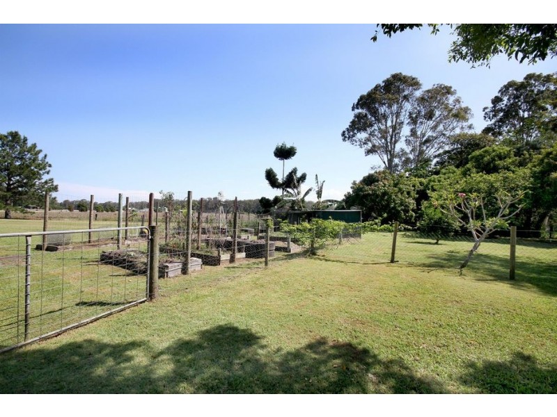 27 Cabrera Crescent, Beerwah QLD 4519