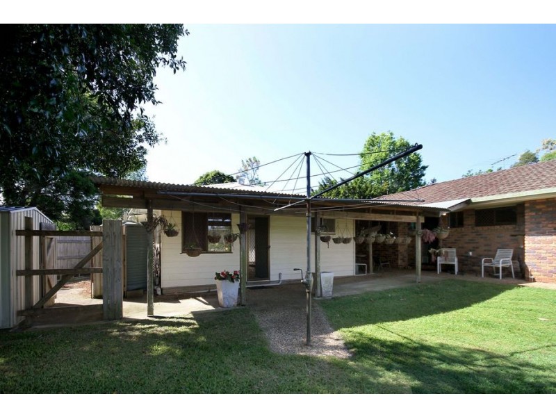 27 Cabrera Crescent, Beerwah QLD 4519