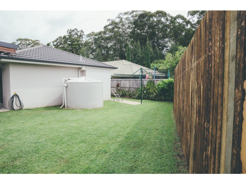 20 Red Ash Court, Beerwah QLD 4519