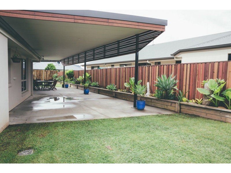 20 Red Ash Court, Beerwah QLD 4519