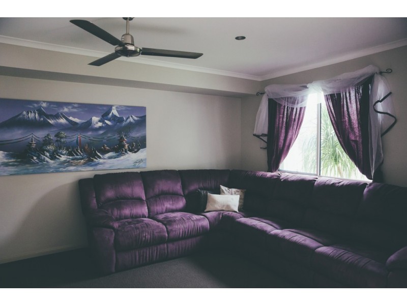 20 Red Ash Court, Beerwah QLD 4519