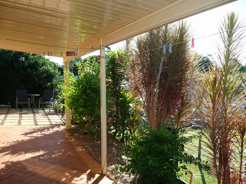 14 Macamia Grove, Glass House Mountains QLD 4518