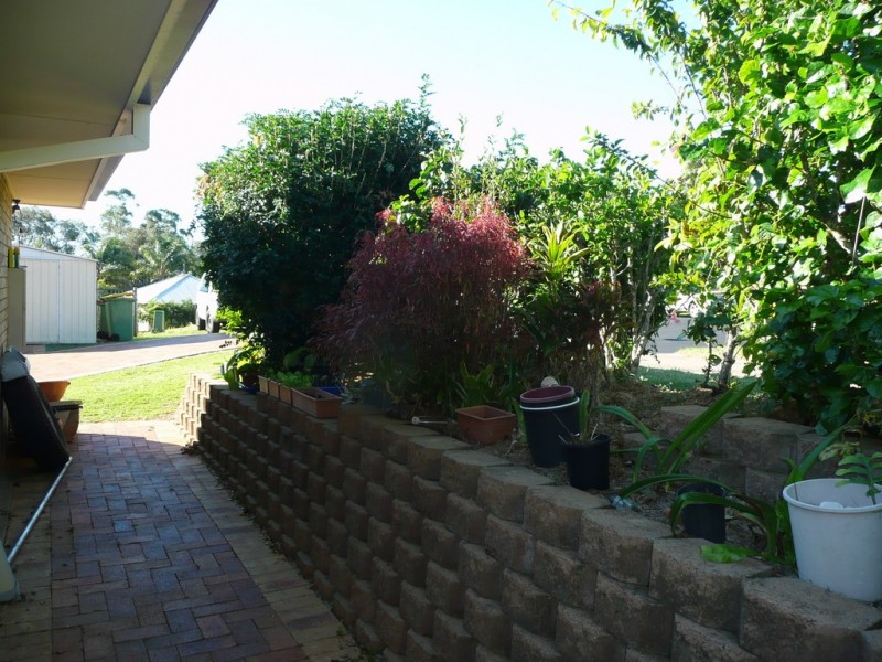 14 Macamia Grove, Glass House Mountains QLD 4518