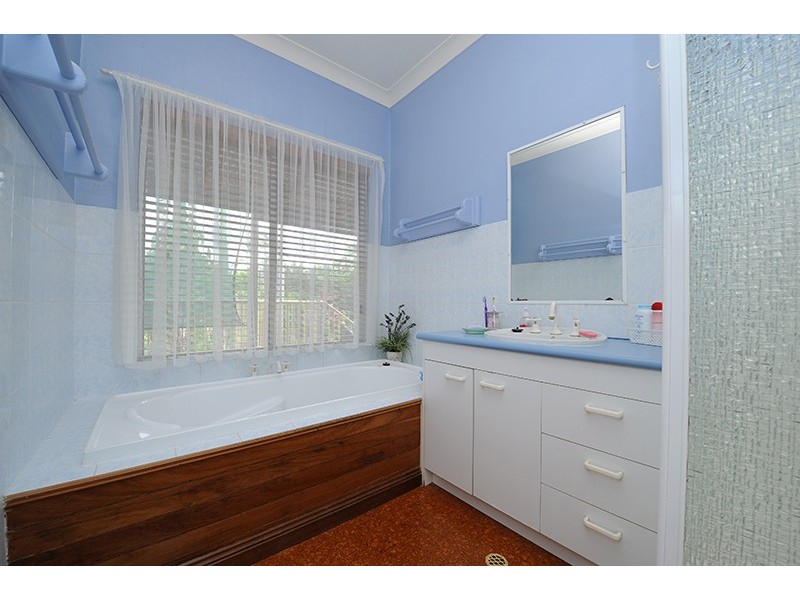 48 Julian Street, Peachester QLD 4519