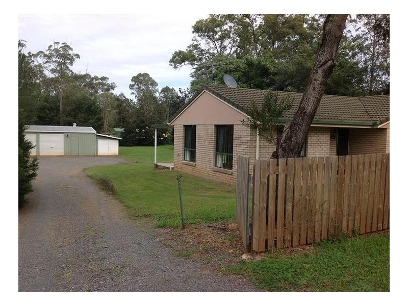 12 Allan Avenue, Glass House Mountains QLD 4518