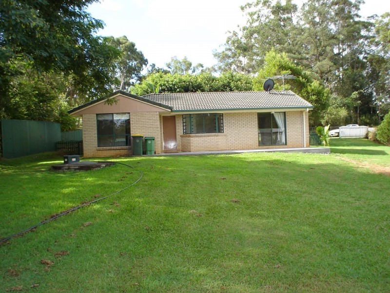 12 Allan Avenue, Glass House Mountains QLD 4518