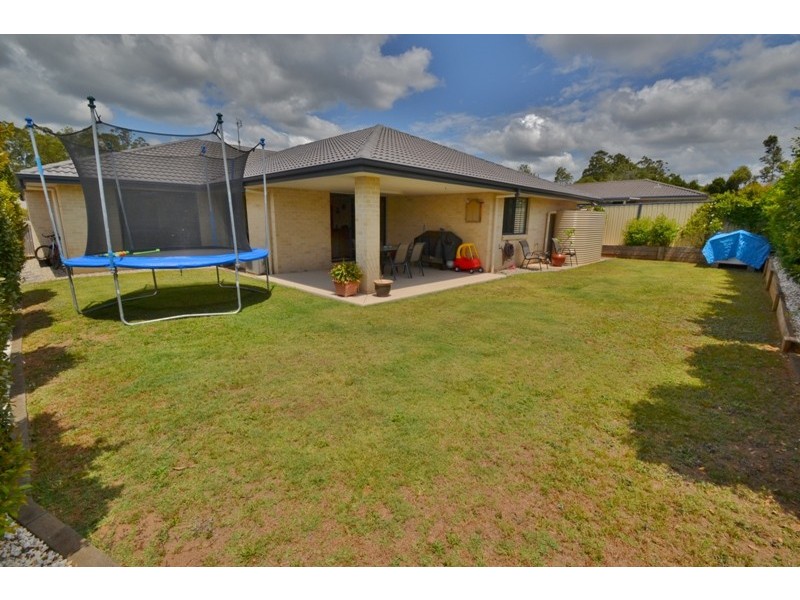 8 Silver Rock Court, Glass House Mountains QLD 4518
