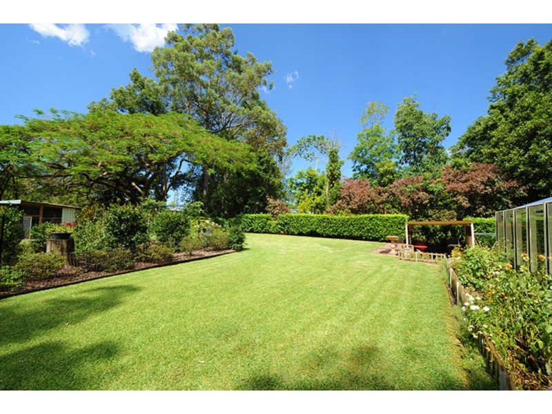 10 Nottingham Court, Beerwah QLD 4519