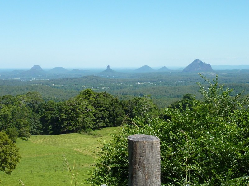 2010 Old Gympie Rd, Glass House Mountains QLD 4518