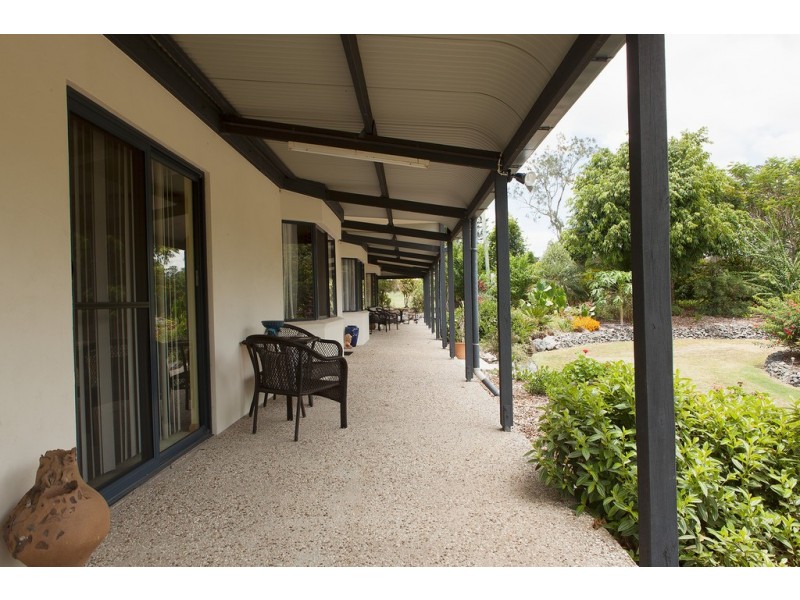 2010 Old Gympie Rd, Glass House Mountains QLD 4518