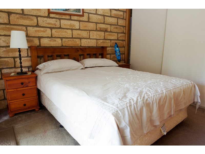 2010 Old Gympie Rd, Glass House Mountains QLD 4518