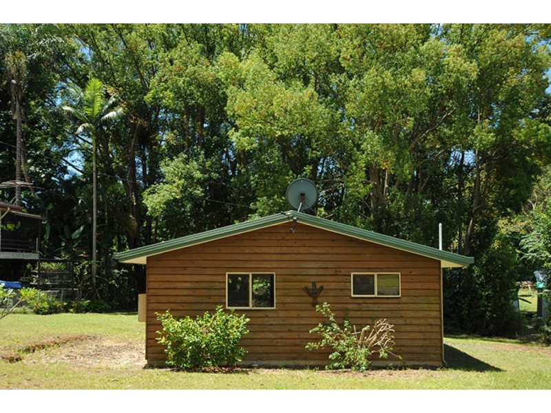 11 Acacia Ave, Beerburrum QLD 4517