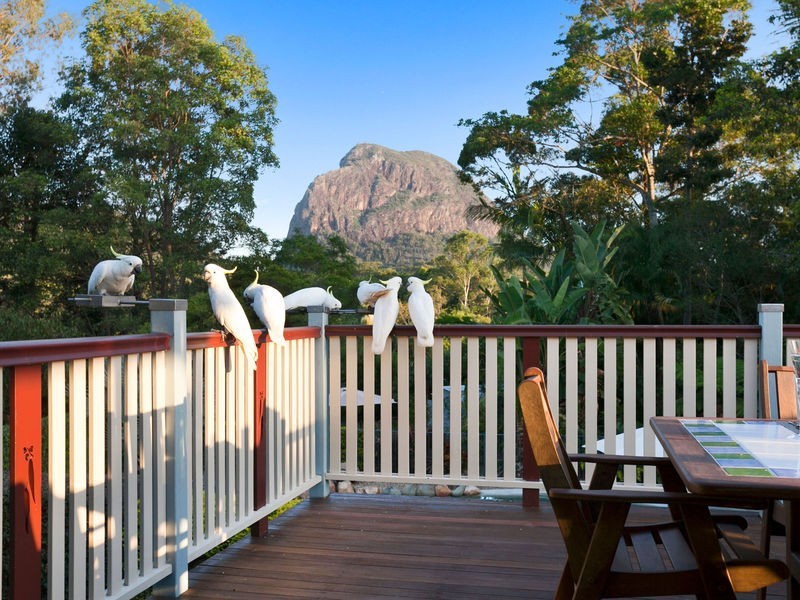 18 Ridgemount Place, Glass House Mountains QLD 4518
