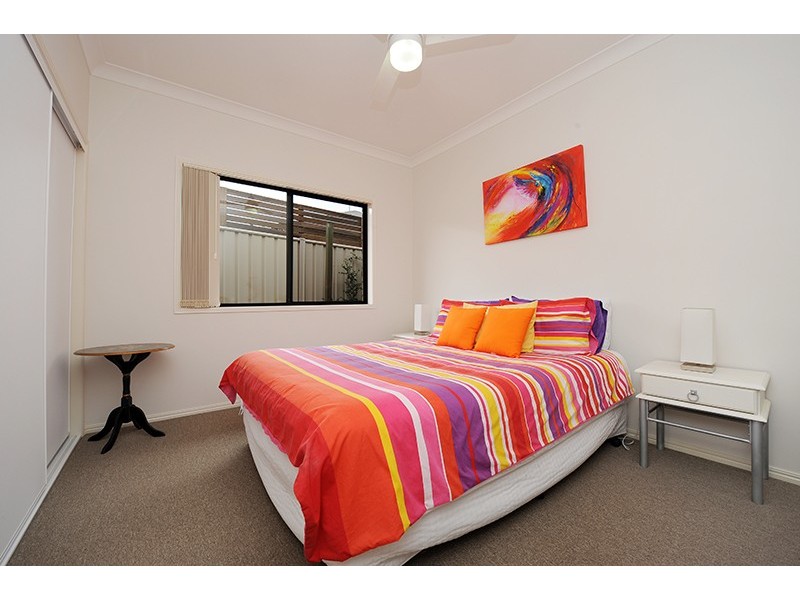 3 Gloria Close, Glass House Mountains QLD 4518