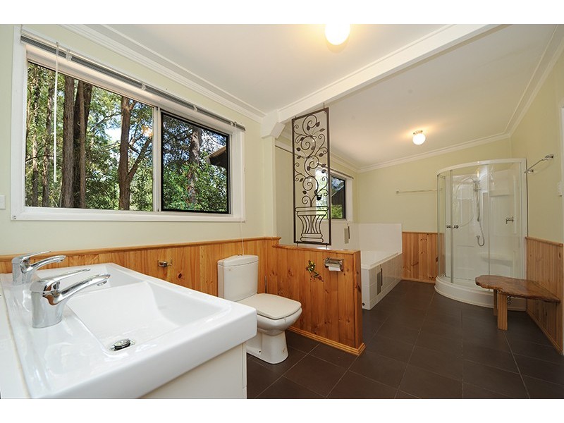 70 Baker Finch Avenue, Peachester QLD 4519