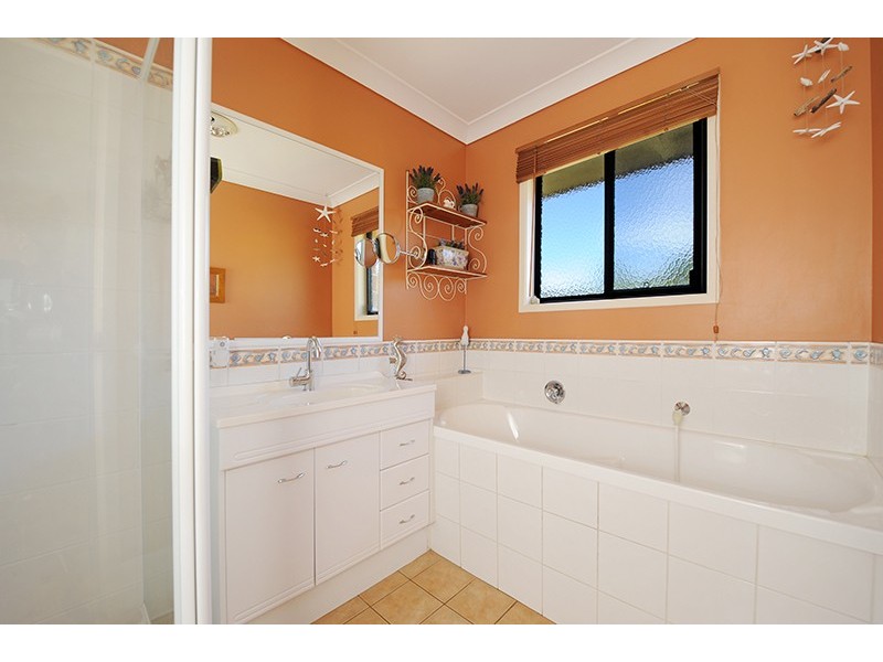 Lot 4/3332 Old Gympie Rd, Landsborough QLD 4550