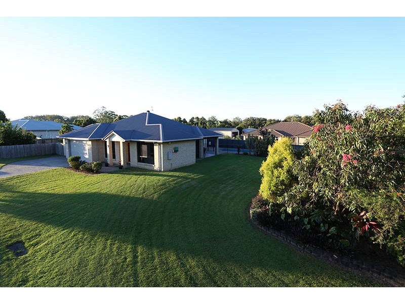 45 Endeavour Bark Drive, Glass House Mountains QLD 4518