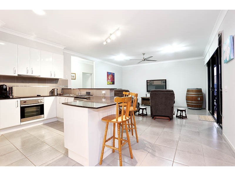 45 Endeavour Bark Drive, Glass House Mountains QLD 4518