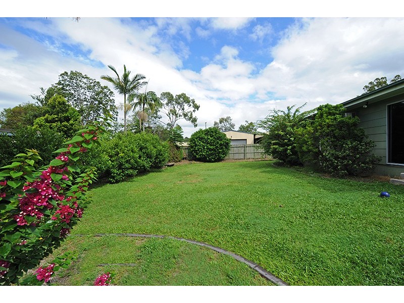 21 Beerwah Parade, Beerwah QLD 4519