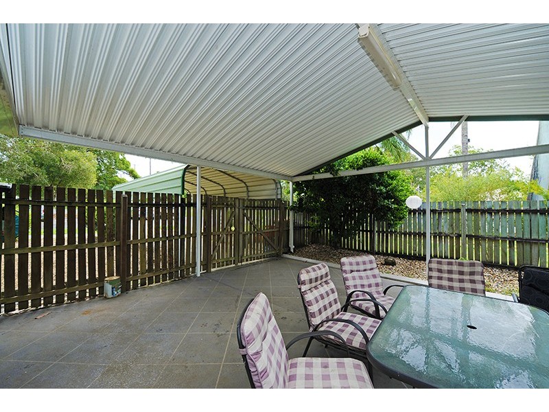 21 Beerwah Parade, Beerwah QLD 4519