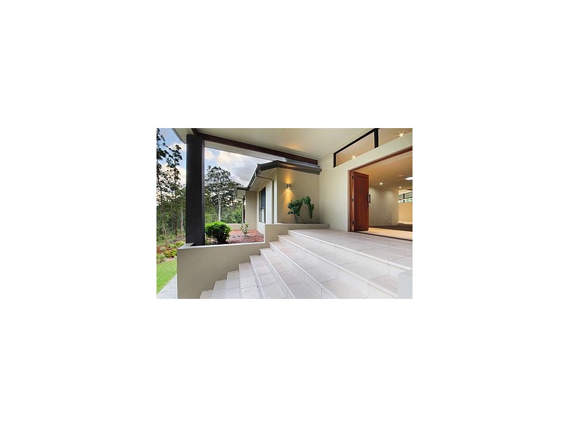 10 Raintree Close, Diamond Valley QLD 4553