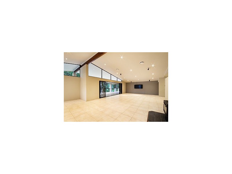 10 Raintree Close, Diamond Valley QLD 4553