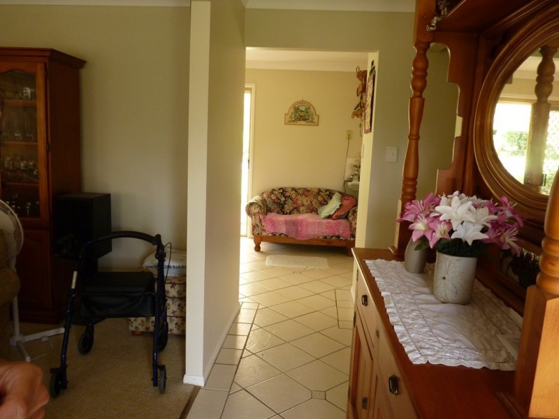 42 Hillside, Glass House Mountains QLD 4518