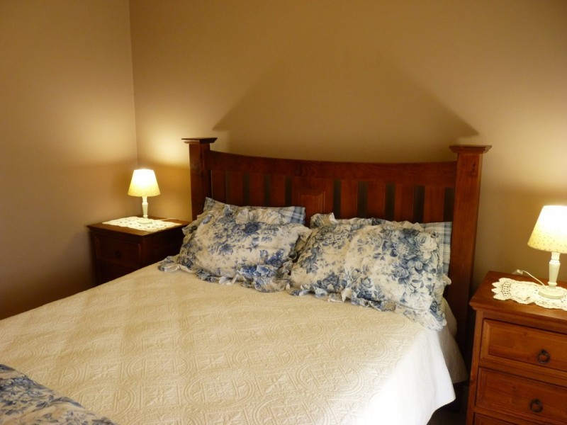 42 Hillside, Glass House Mountains QLD 4518