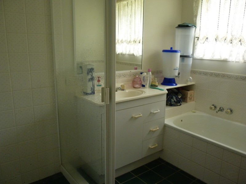 42 Hillside, Glass House Mountains QLD 4518