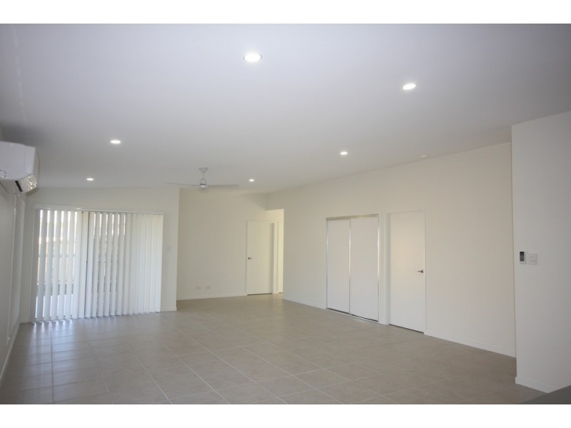 4 Palmerston Crescent, Beerwah QLD 4519