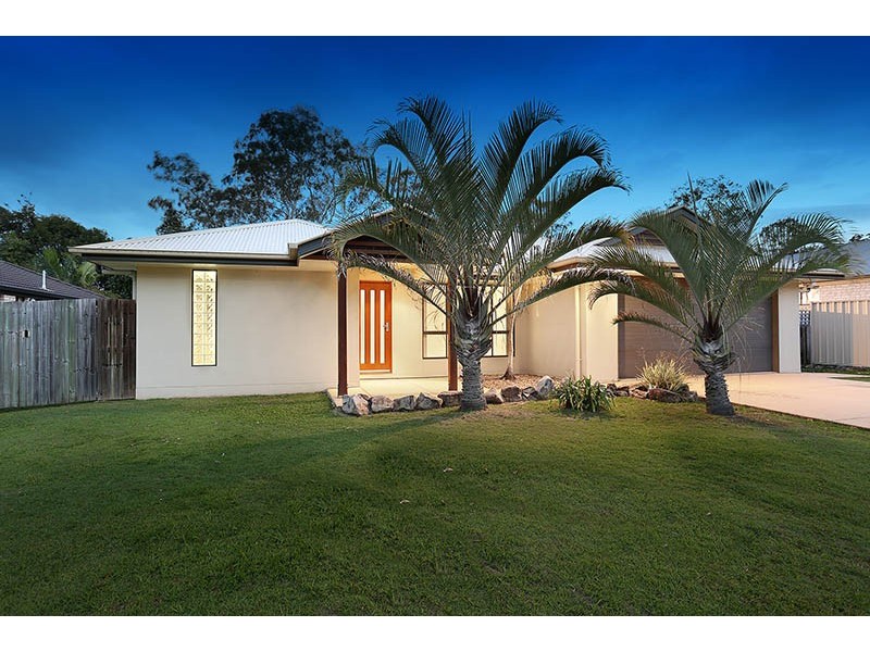 8 Earl Court, Landsborough QLD 4550