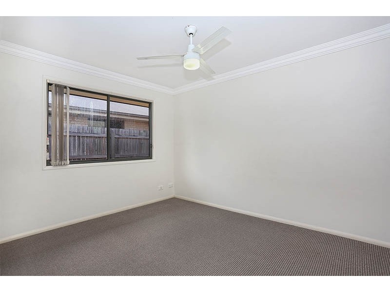 8 Earl Court, Landsborough QLD 4550