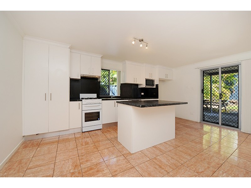 25 Cabrera Crescent, Beerwah QLD 4519