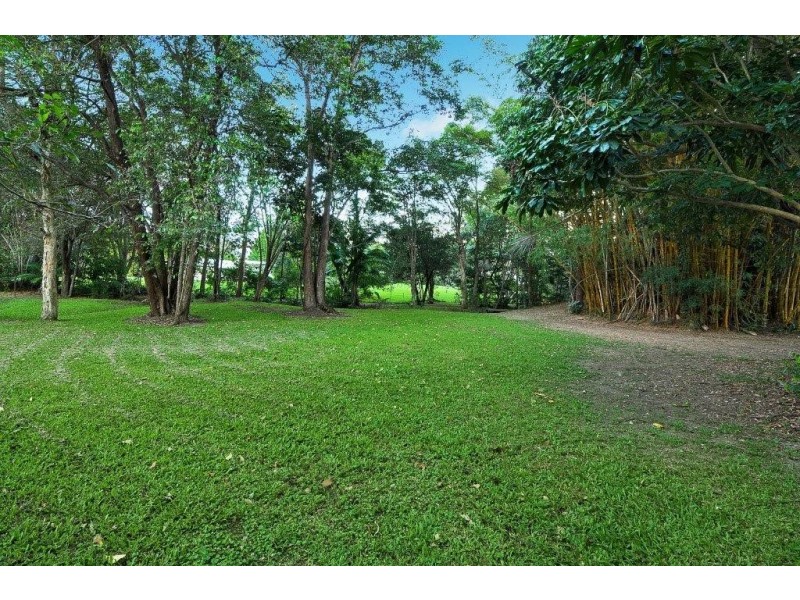 112 Thompson Road, Beerwah QLD 4519