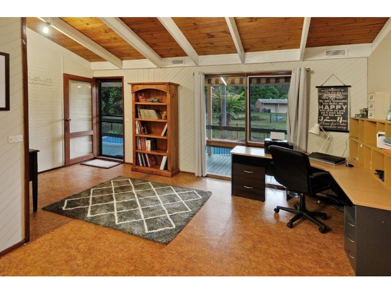 112 Thompson Road, Beerwah QLD 4519