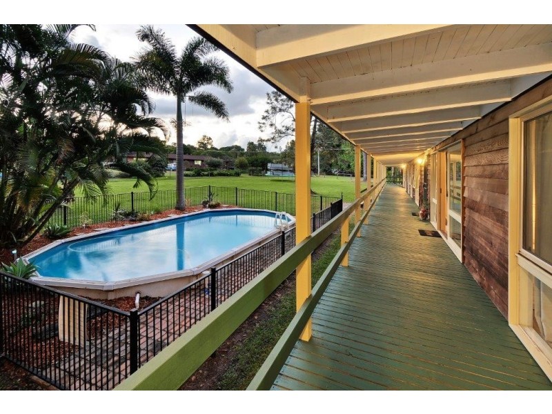 112 Thompson Road, Beerwah QLD 4519