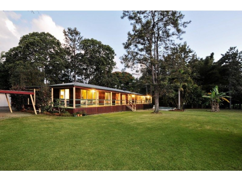 112 Thompson Road, Beerwah QLD 4519