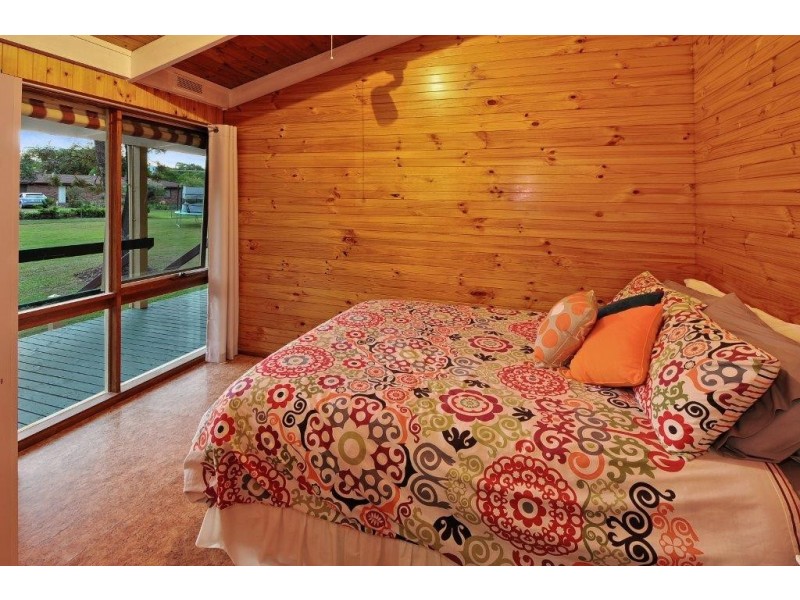 112 Thompson Road, Beerwah QLD 4519