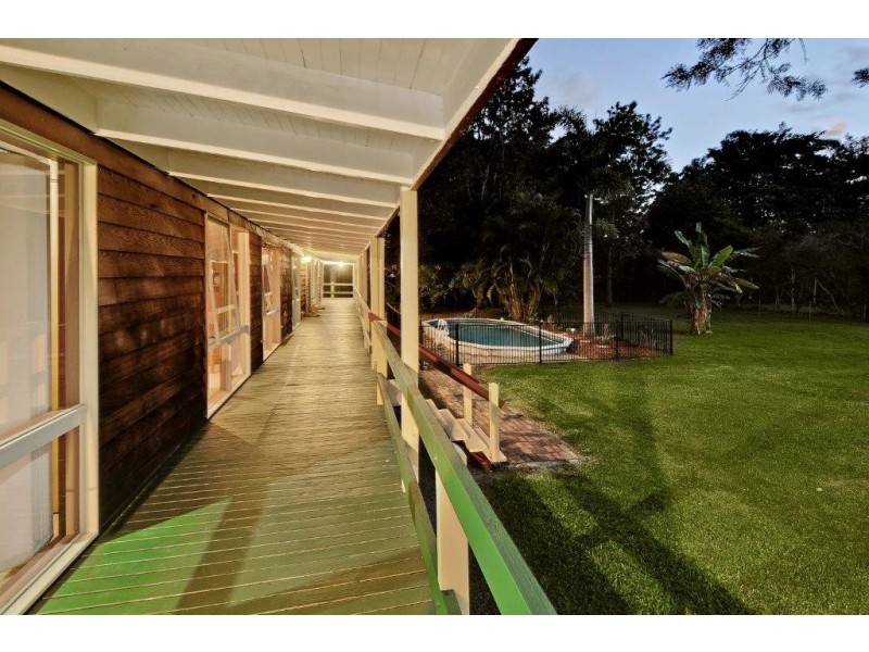 112 Thompson Road, Beerwah QLD 4519