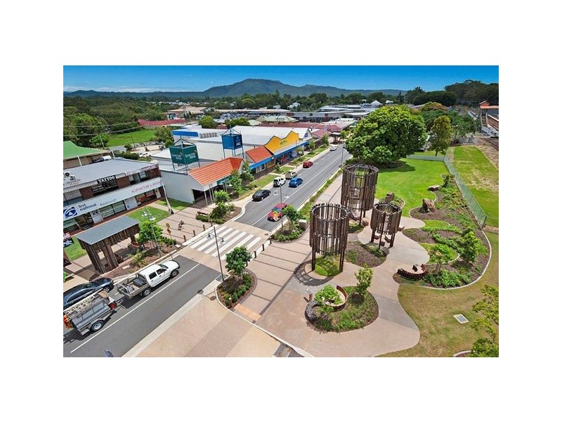 4 Featherwood Crescent, Beerwah QLD 4519