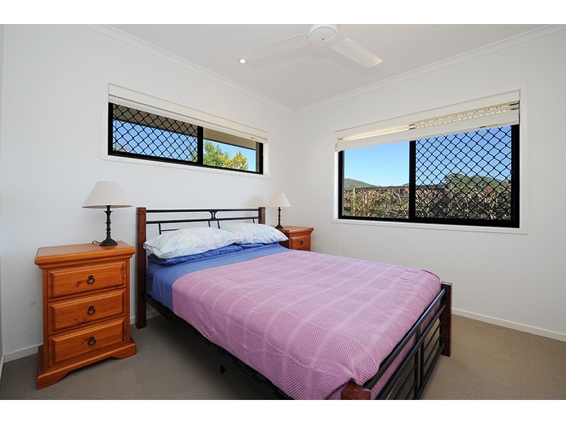 11/24 Coolamon Crescent, Beerwah QLD 4519