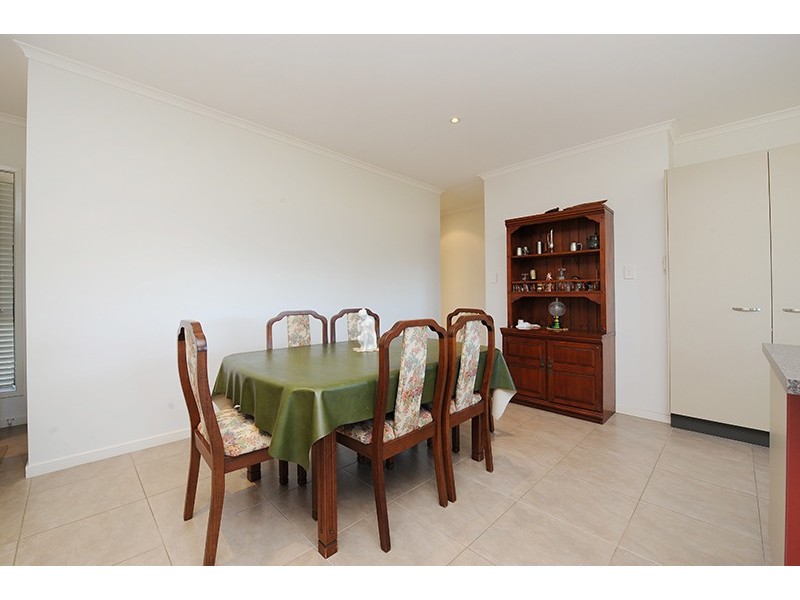 11/24 Coolamon Crescent, Beerwah QLD 4519