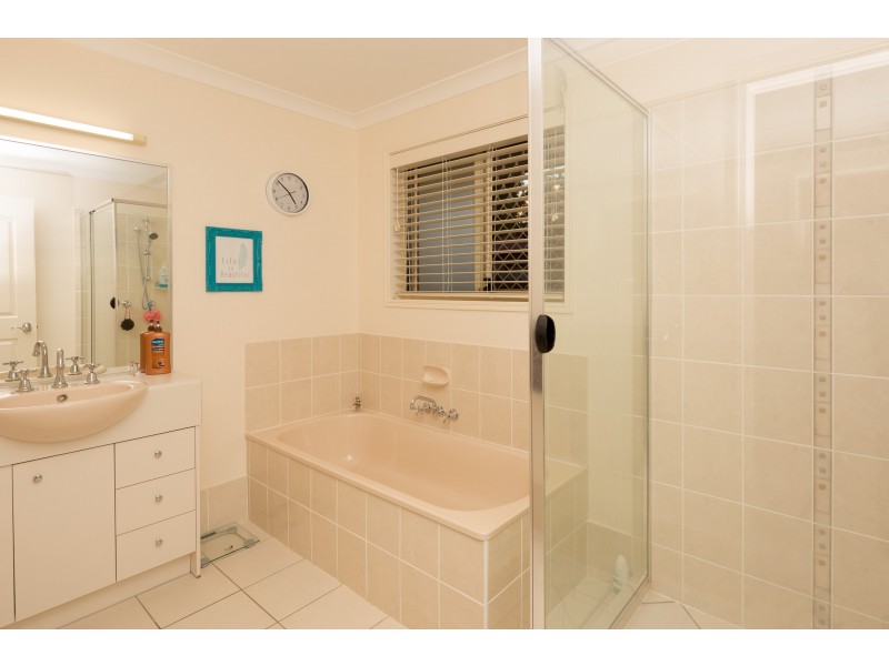 7 Crumpton Place, Beerwah QLD 4519