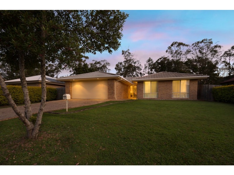 7 Crumpton Place, Beerwah QLD 4519