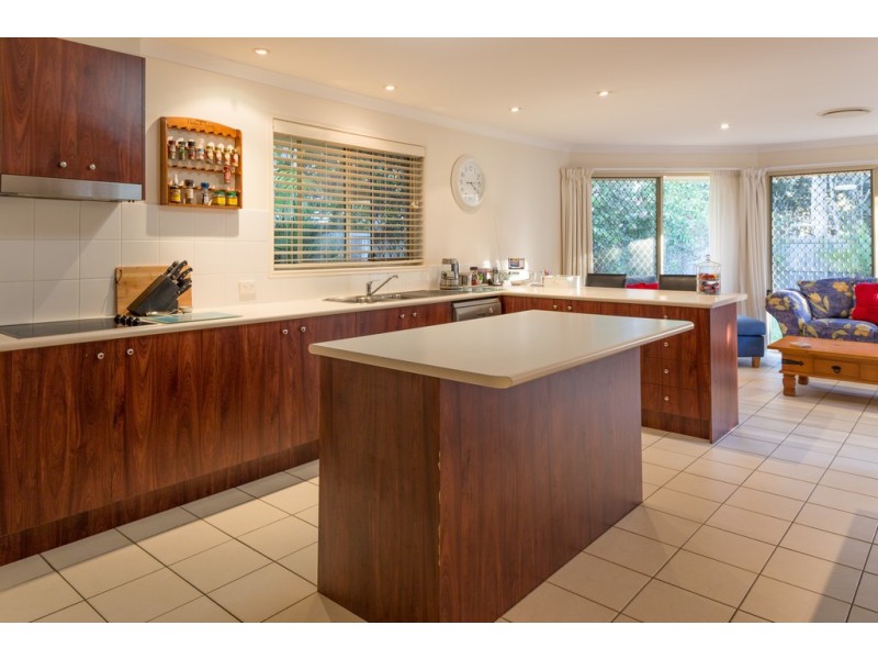 7 Crumpton Place, Beerwah QLD 4519