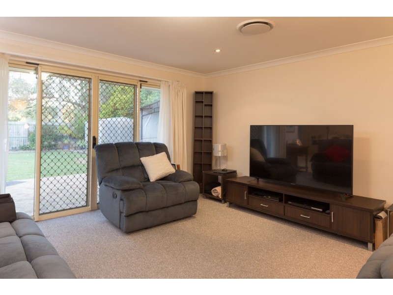 7 Crumpton Place, Beerwah QLD 4519