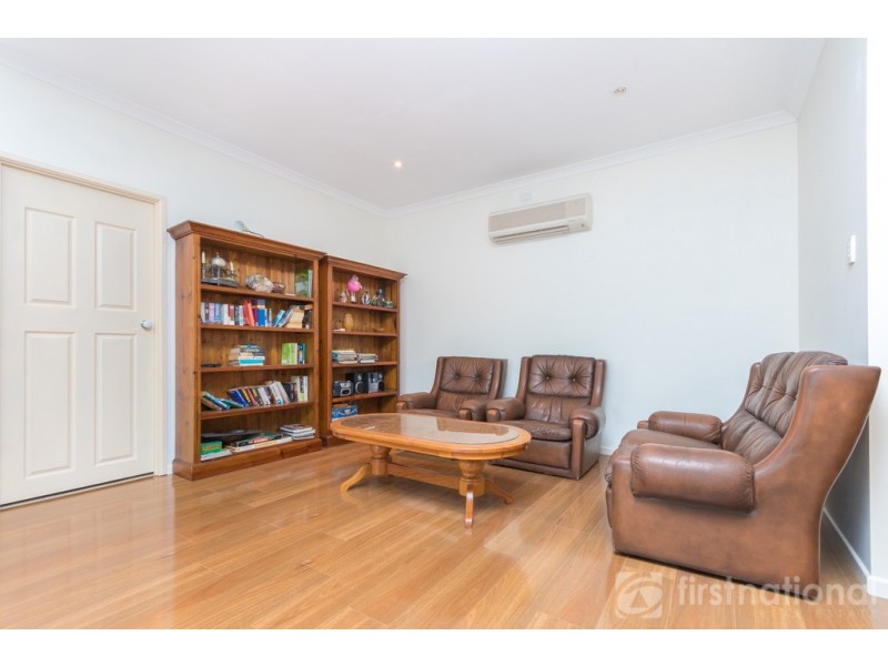 7 Knowles Place, Glass House Mountains QLD 4518