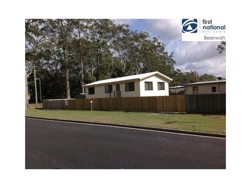 39 Beerwah Parade, Beerwah QLD 4519