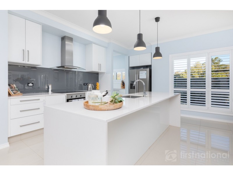 62 Clark Ave, Glass House Mountains QLD 4518